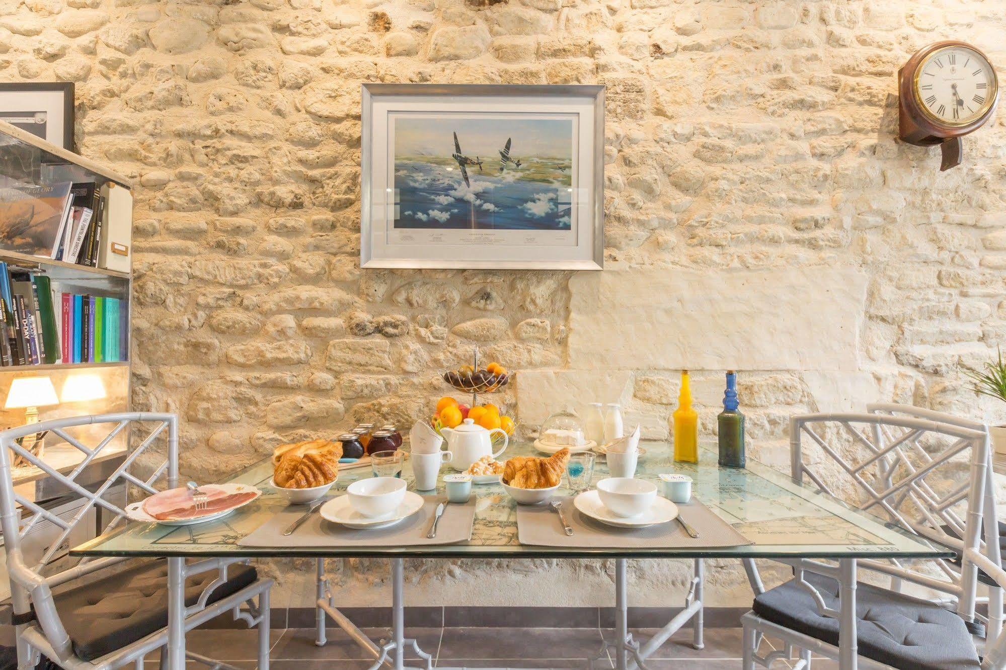Dday Aviators Hotel Arromanches-les-Bains Eksteriør billede